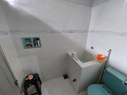 HOMESTAY RACHMAD HOMESTAY WARUNGBOTO