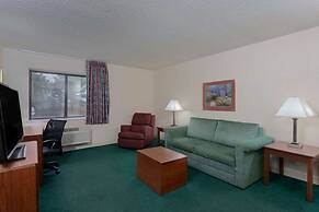 Norwood Inn & Suites Indianapolis
