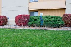 Norwood Inn & Suites Indianapolis
