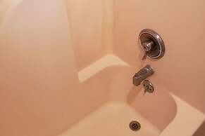 Norwood Inn & Suites Indianapolis