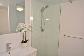 City Stadium One Bedroom Luxe