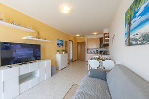 Kristall Lago Pool View