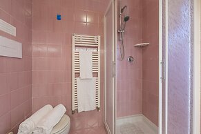 Kristall Lago Pool View