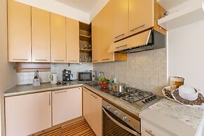 Kristall Lago Pool View