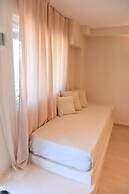 StayBridge Apartments, Mesongi