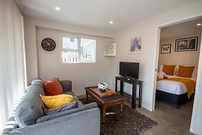 Centrally Located 1 Bedroom Apartment in Auckland