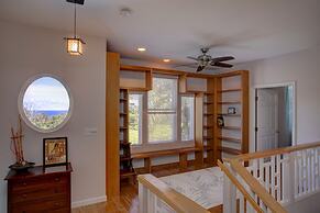 Grand Melemele 3 Bedroom Home by RedAwning