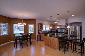 Grand Melemele 3 Bedroom Home by RedAwning