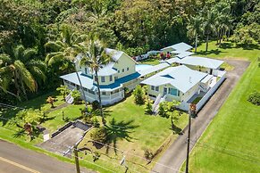 Grand Melemele 3 Bedroom Home by RedAwning