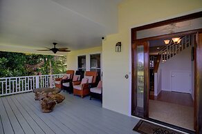 Grand Melemele 3 Bedroom Home by RedAwning