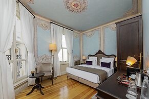 Meroddi Barnathan Hotel