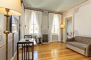 Meroddi Barnathan Hotel