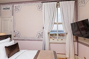 Meroddi Barnathan Hotel