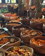 Meroddi Barnathan Hotel