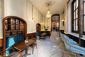 Meroddi Barnathan Hotel