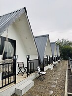 Paradise Pool Resort