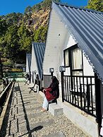 Paradise Pool Resort