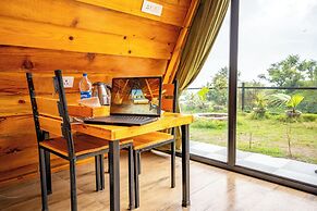 Paradise Pool Resort