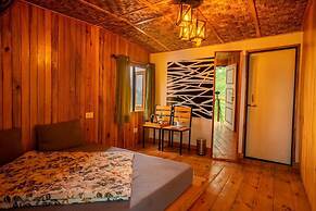 Paradise Pool Resort