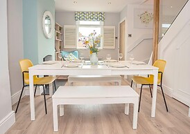 Modern 3-bed House on Tarporley High Street