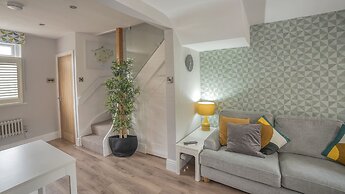 Modern 3-bed House on Tarporley High Street