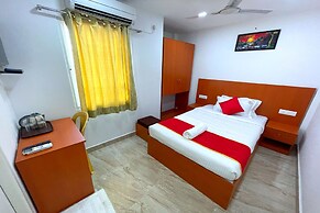 K11 Express - Opp Express Avenue