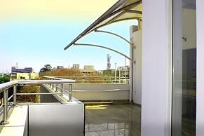 K11 Express - Opp Express Avenue