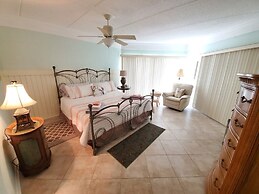 Island House B107