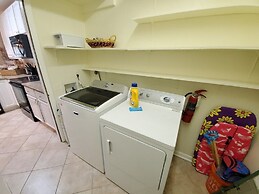 Island House B107