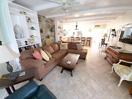 Island House B107