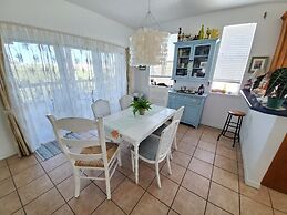 Mermaid House - Upper