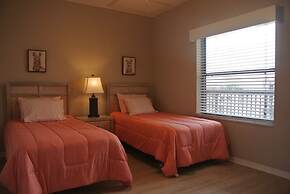I33 - Ocean Village Club