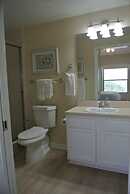 I33 - Ocean Village Club