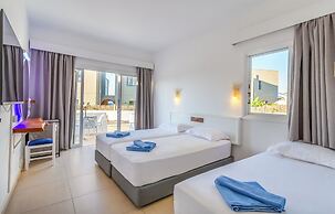 Adelais Bay Hotel