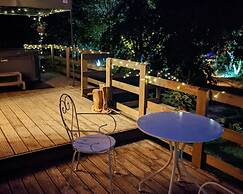 Owl Lodge With Hot Tub and Massage Treatments