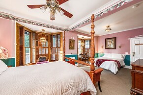 The Dutch Flat Hotel