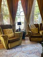 The Dutch Flat Hotel