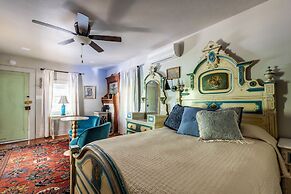 The Dutch Flat Hotel