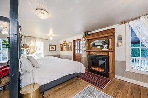 The Dutch Flat Hotel