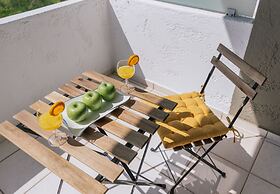 Ermis Luxury Suites & Apartments