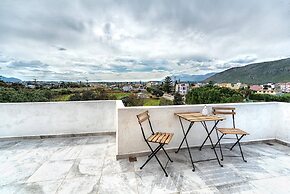 Ermis Luxury Suites & Apartments