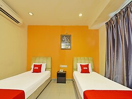 OYO 90510 Hotel Sahara