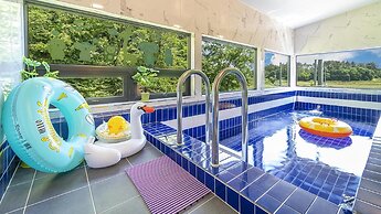 Taean Yoyo Kids Poolvilla