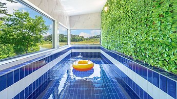 Taean Yoyo Kids Poolvilla
