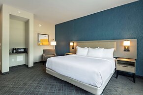 Comfort Inn and Suites