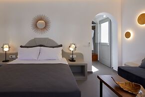 Mountain and Sea Suites