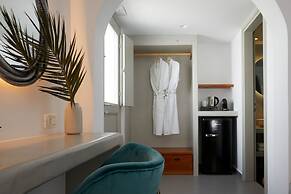 Mountain and Sea Suites