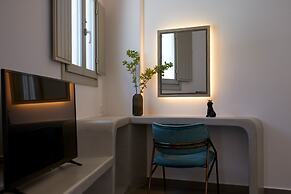 Mountain and Sea Suites