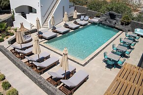 Mountain and Sea Suites