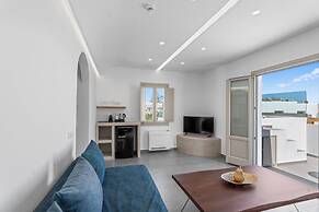 Mountain and Sea Suites